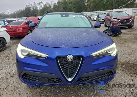 2022 Alfa Romeo Stelvio Ti z USA, uszkodzony, nr VIN ZASPAKBN9N7D39605
